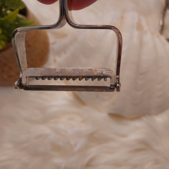 Kuhn Rikon Julienne Peeler. - Picture 6 of 6